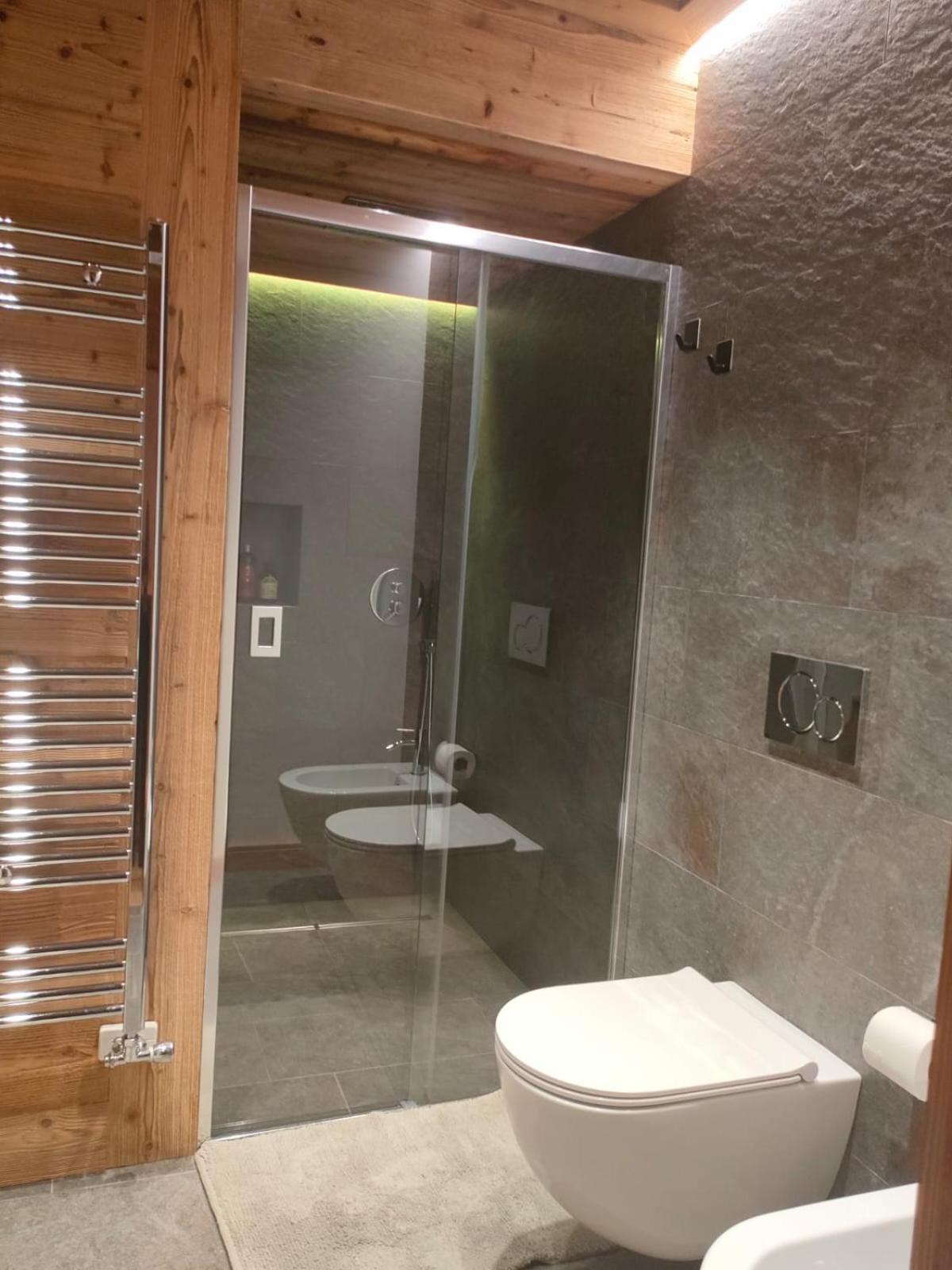 Fior Di Roccia Apartments- In Centro Cervinia, Sauna Privata, Matterhorn Dream Breuil-Cervinia Exterior photo